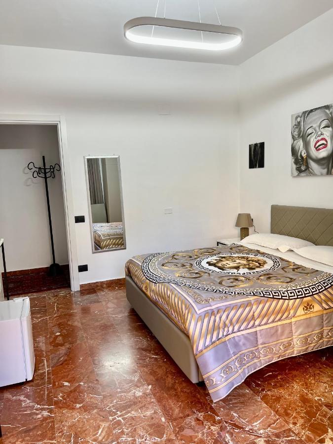 Rooms Lungomare Кротоне Екстер'єр фото